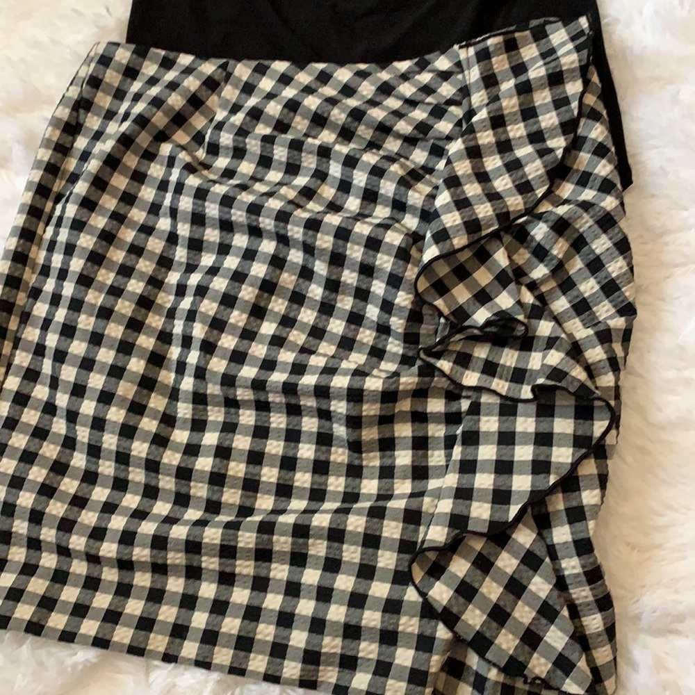 H&M black&white gingham skirt sz 12 w/side ruffle - Picture 2 of 5